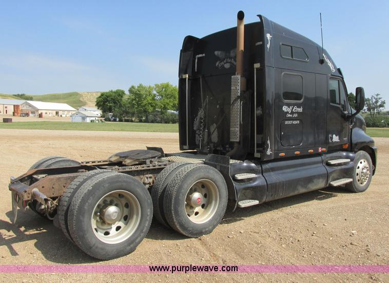 image for item I6208 1997 Kenworth T2000 semi truck