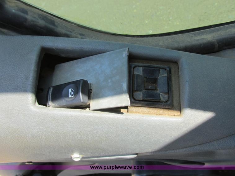 image for item I6208 1997 Kenworth T2000 semi truck