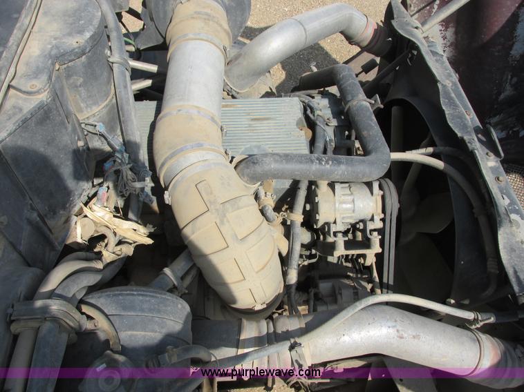 image for item I6208 1997 Kenworth T2000 semi truck