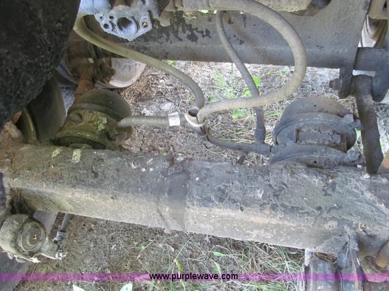 image for item I8997 1979 Fruehauf TEH-F2-R tank trailer