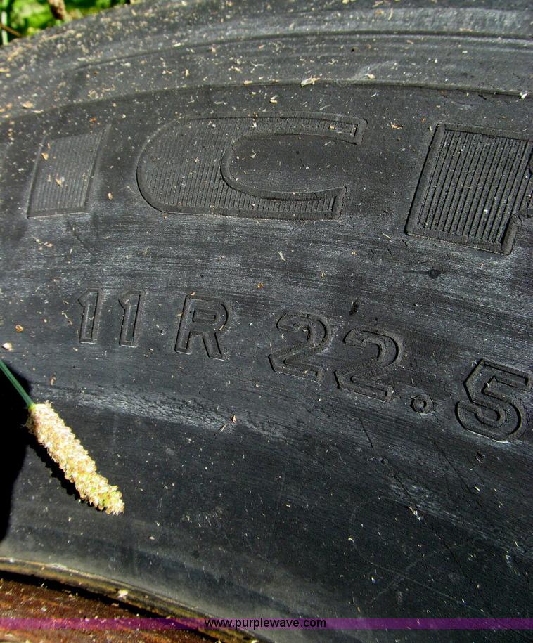 image for item I8998 1979 Fruehauf TEH-F2-R tank trailer