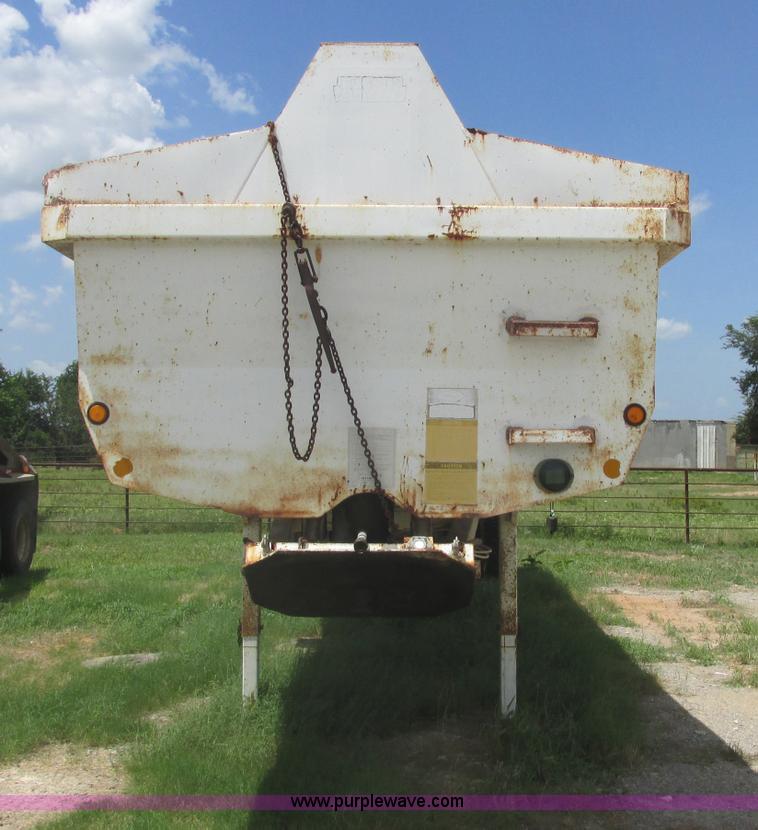 image for item J2482 1994 Lufkin ULDII-38 trailer