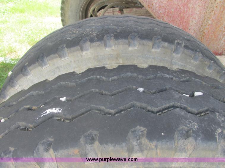 image for item J2482 1994 Lufkin ULDII-38 trailer