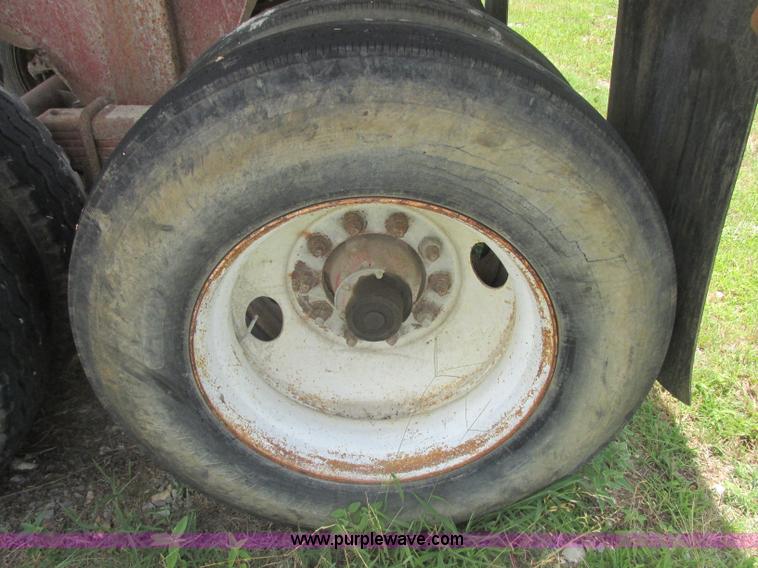 image for item J2482 1994 Lufkin ULDII-38 trailer