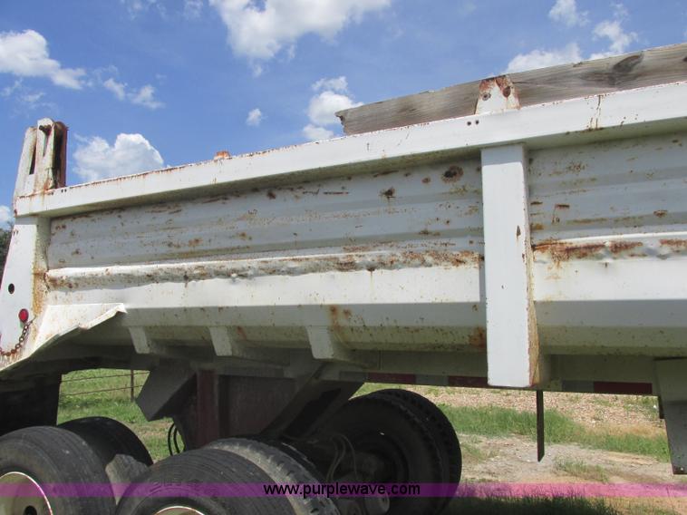 image for item J2482 1994 Lufkin ULDII-38 trailer