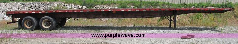 image for item Z9186 1995 Great Dane flatbed trailer