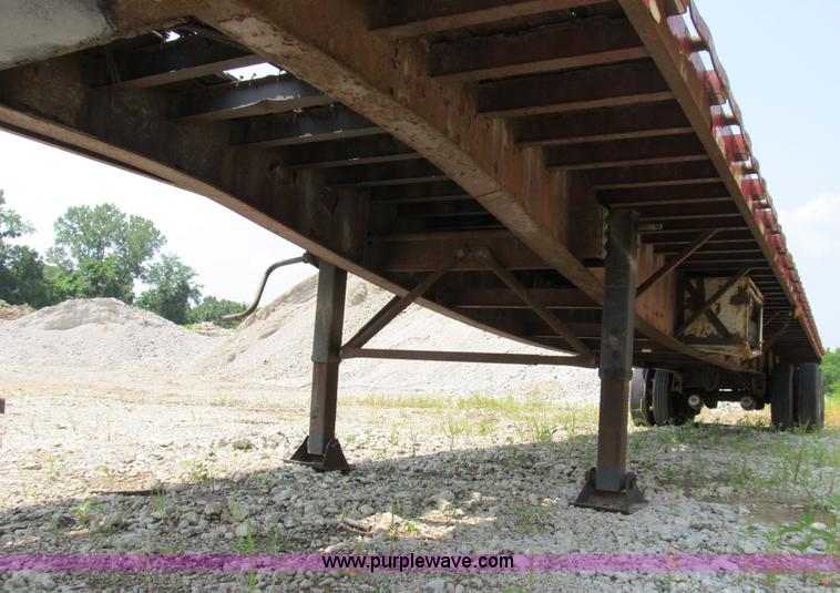 image for item Z9186 1995 Great Dane flatbed trailer