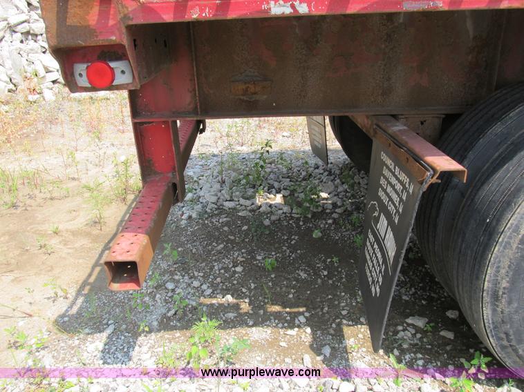 image for item Z9186 1995 Great Dane flatbed trailer