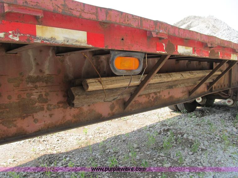 image for item Z9186 1995 Great Dane flatbed trailer