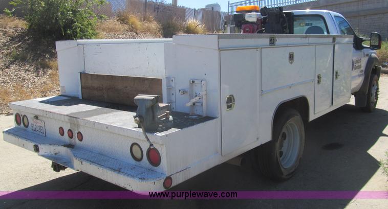 image for item H8878 2007 Ford F450 XL Super Duty service truck