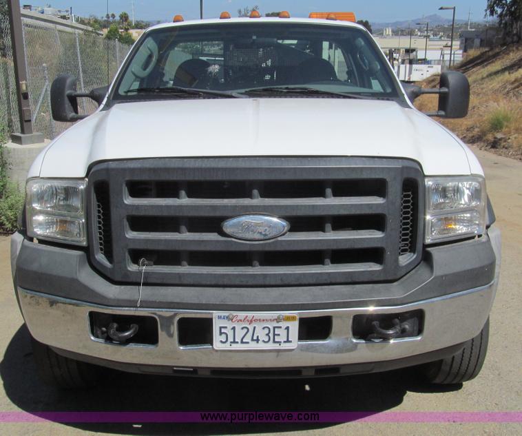 image for item H8878 2007 Ford F450 XL Super Duty service truck