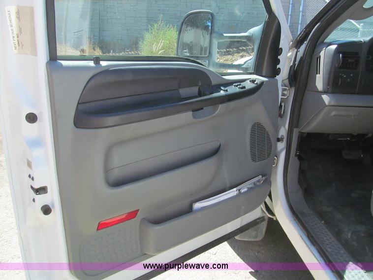 image for item H8878 2007 Ford F450 XL Super Duty service truck