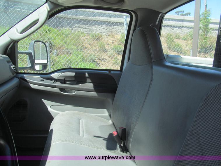 image for item H8878 2007 Ford F450 XL Super Duty service truck