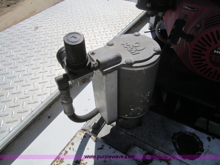 image for item H8878 2007 Ford F450 XL Super Duty service truck