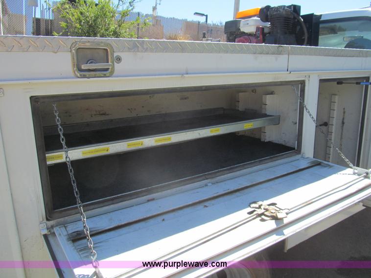 image for item H8878 2007 Ford F450 XL Super Duty service truck