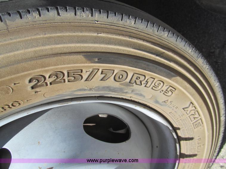 image for item H8878 2007 Ford F450 XL Super Duty service truck