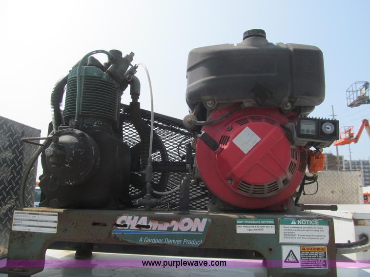 image for item H8880 2008 Ford F550 Super Duty XL service truck