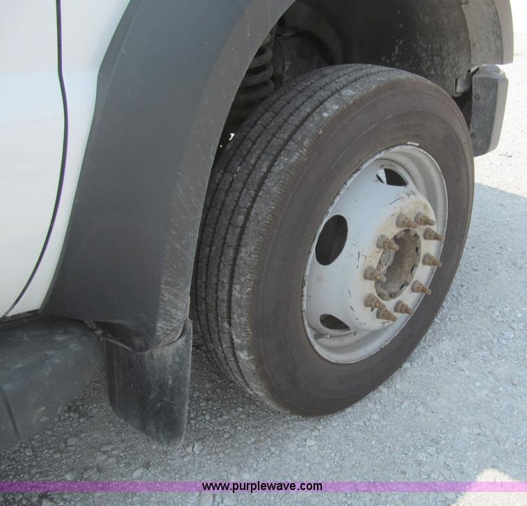 image for item H8880 2008 Ford F550 Super Duty XL service truck