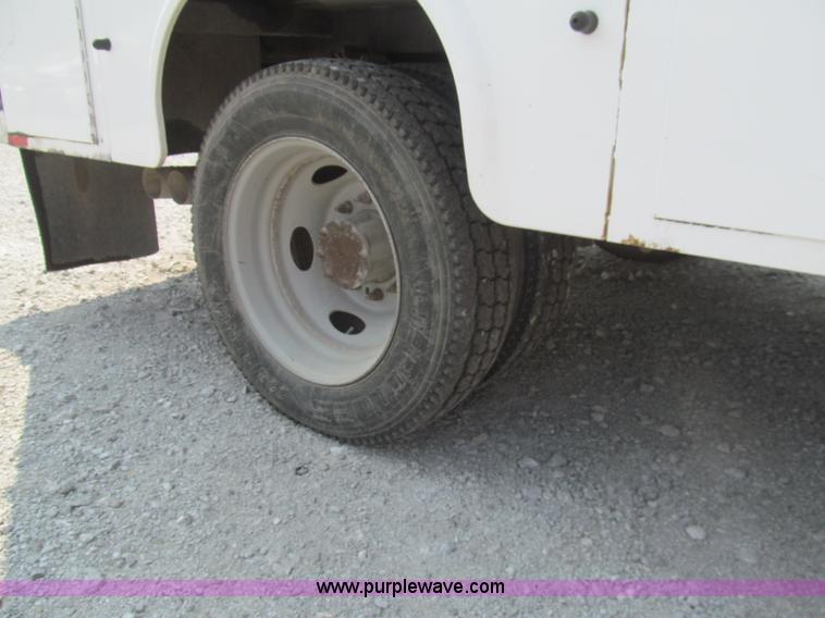 image for item H8880 2008 Ford F550 Super Duty XL service truck