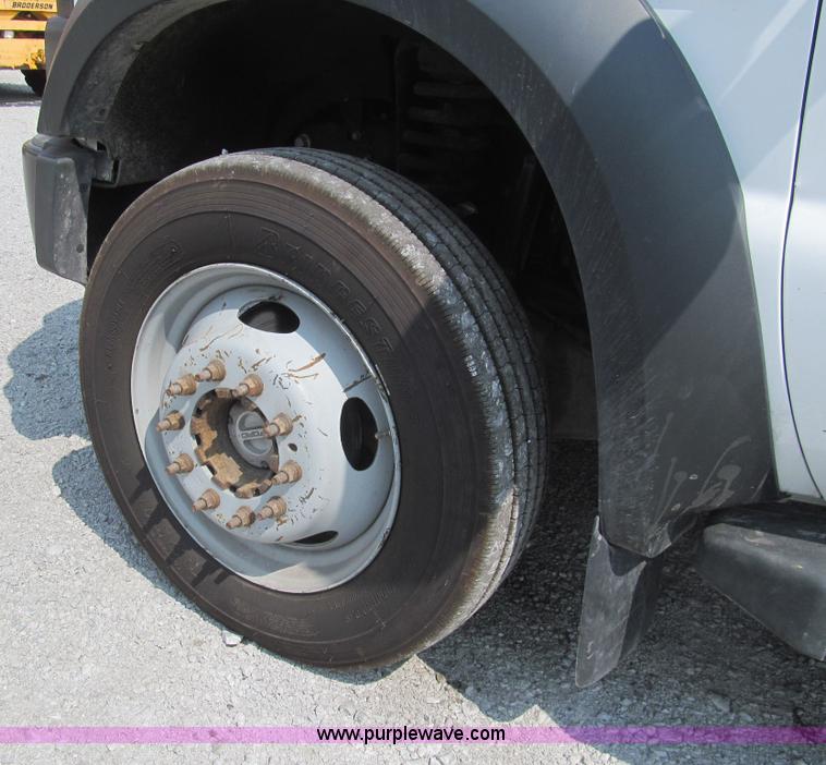 image for item H8880 2008 Ford F550 Super Duty XL service truck