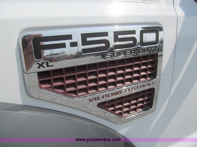 image for item H8880 2008 Ford F550 Super Duty XL service truck