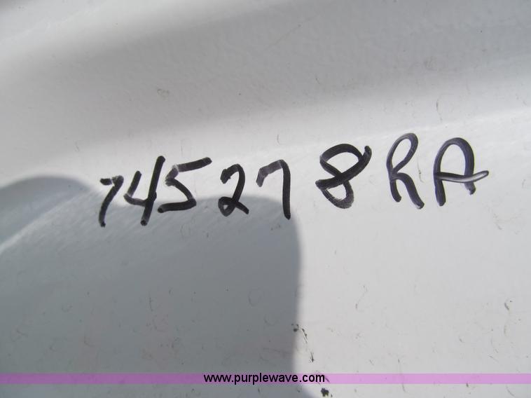 image for item H8880 2008 Ford F550 Super Duty XL service truck