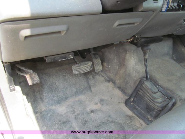 image for item H8882 2007 Ford F350 Super Duty XL service truck