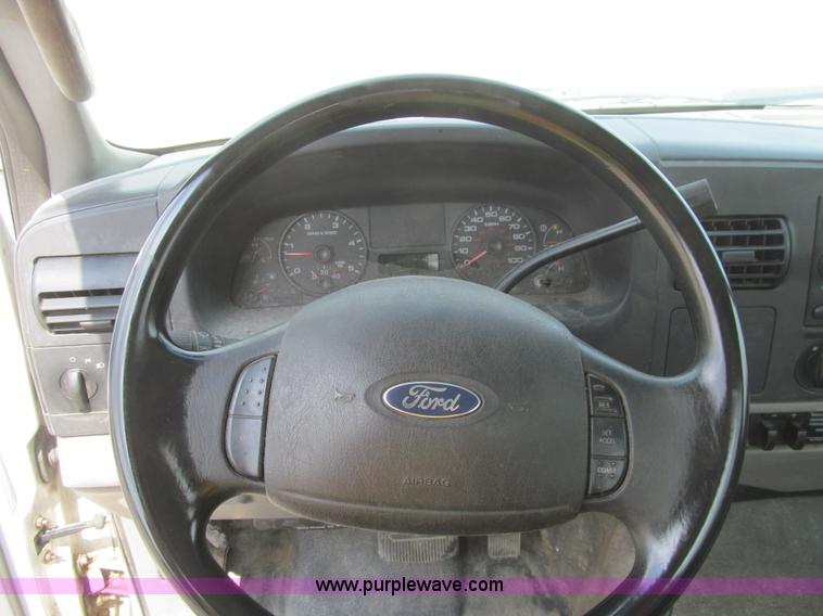 image for item H8882 2007 Ford F350 Super Duty XL service truck