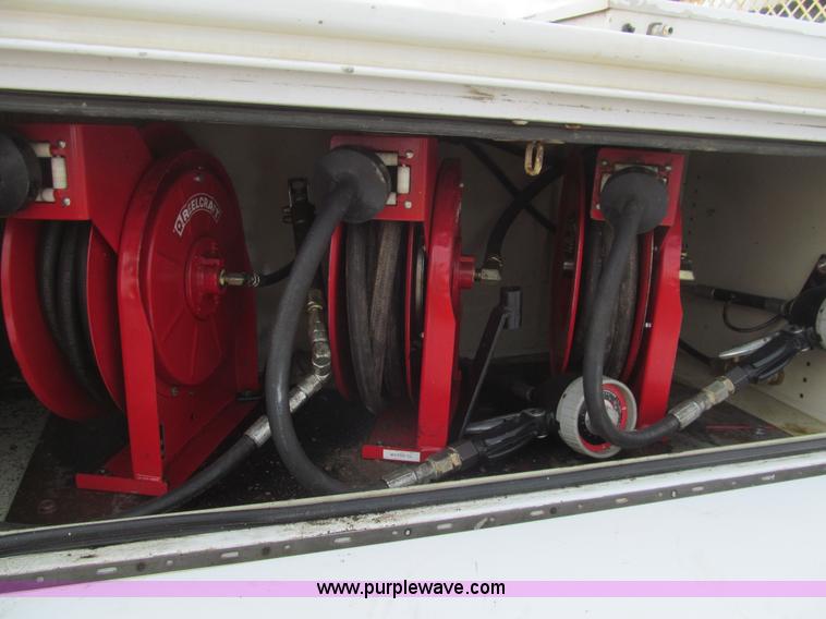 image for item H8882 2007 Ford F350 Super Duty XL service truck