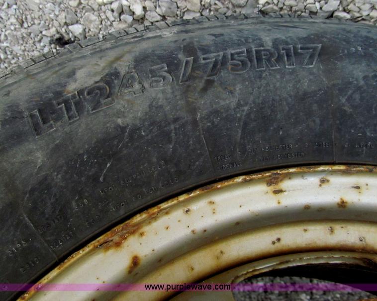 image for item H8882 2007 Ford F350 Super Duty XL service truck