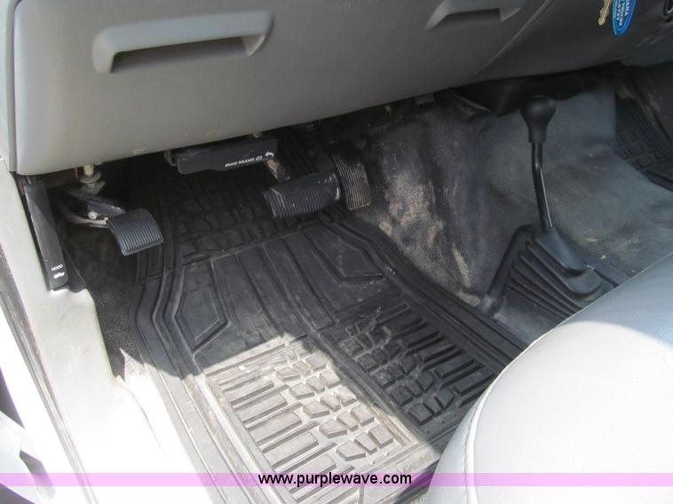 image for item H8883 2007 Ford F550 Super Duty XL service truck