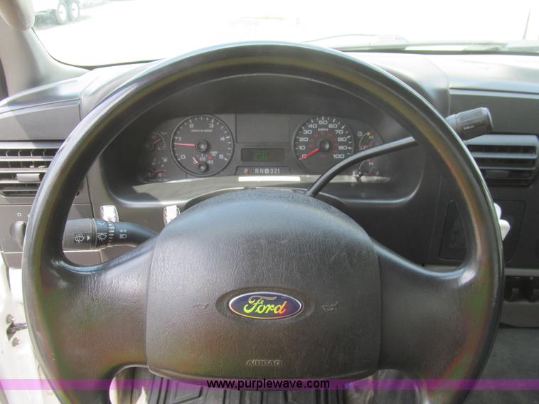 image for item H8883 2007 Ford F550 Super Duty XL service truck