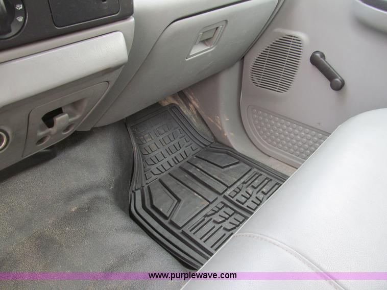 image for item H8883 2007 Ford F550 Super Duty XL service truck