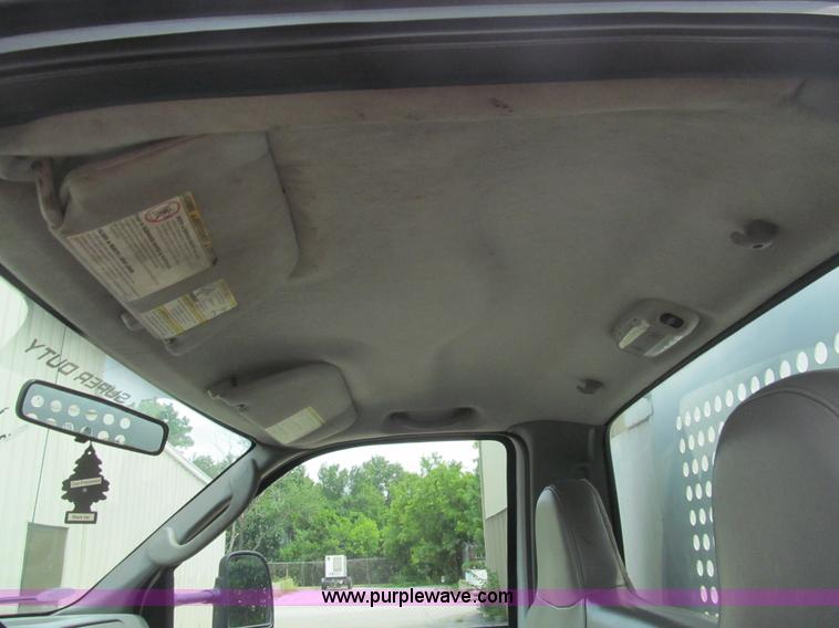 image for item H8883 2007 Ford F550 Super Duty XL service truck