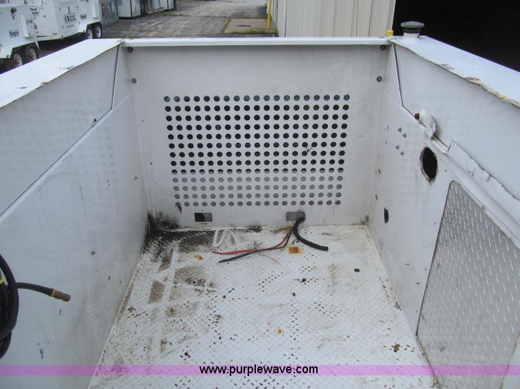 image for item H8883 2007 Ford F550 Super Duty XL service truck