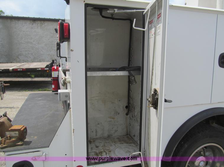 image for item H8883 2007 Ford F550 Super Duty XL service truck