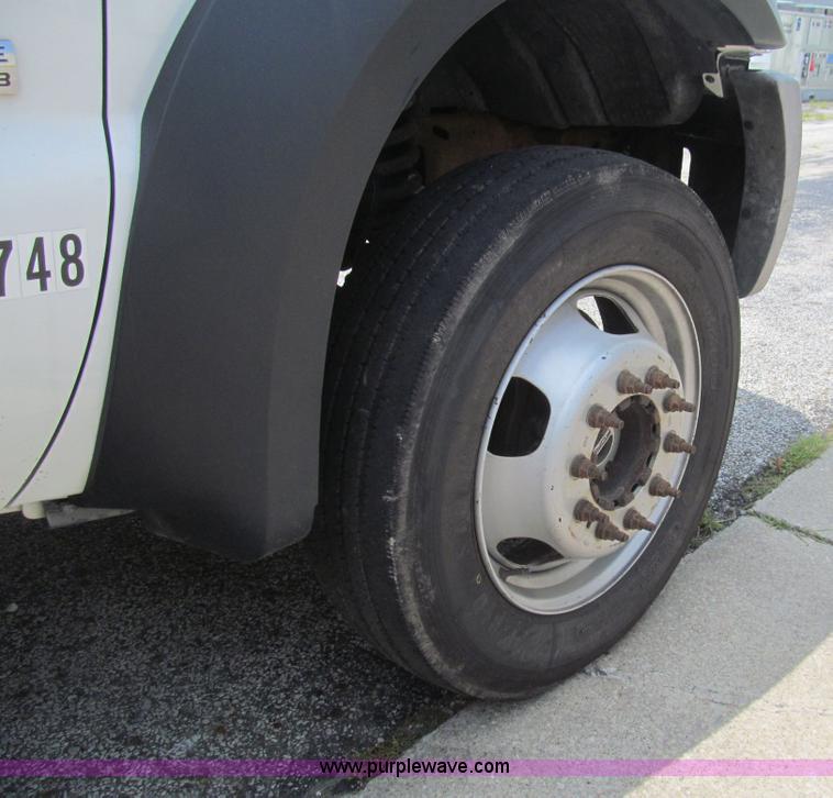 image for item H8883 2007 Ford F550 Super Duty XL service truck