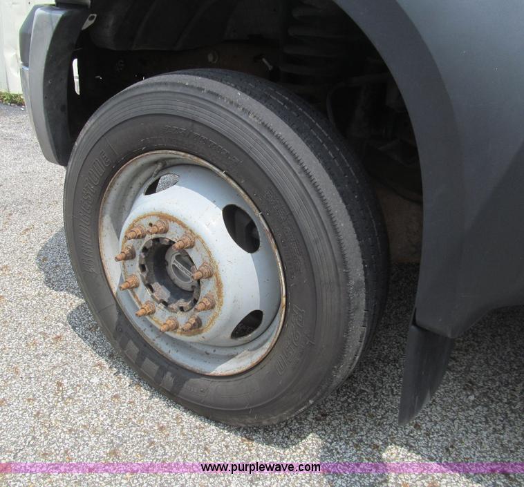 image for item H8883 2007 Ford F550 Super Duty XL service truck