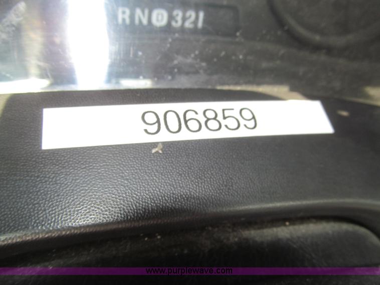 image for item H8883 2007 Ford F550 Super Duty XL service truck