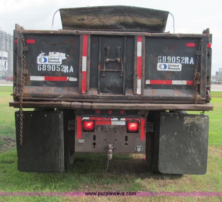 image for item H8884 2007 Ford F750 Super Duty XL dump truck