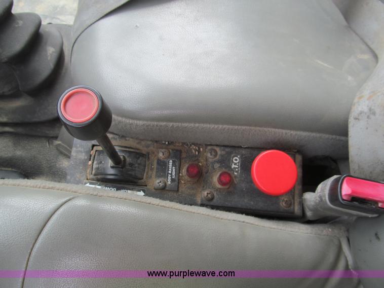 image for item H8884 2007 Ford F750 Super Duty XL dump truck