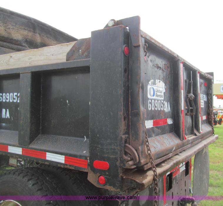 image for item H8884 2007 Ford F750 Super Duty XL dump truck