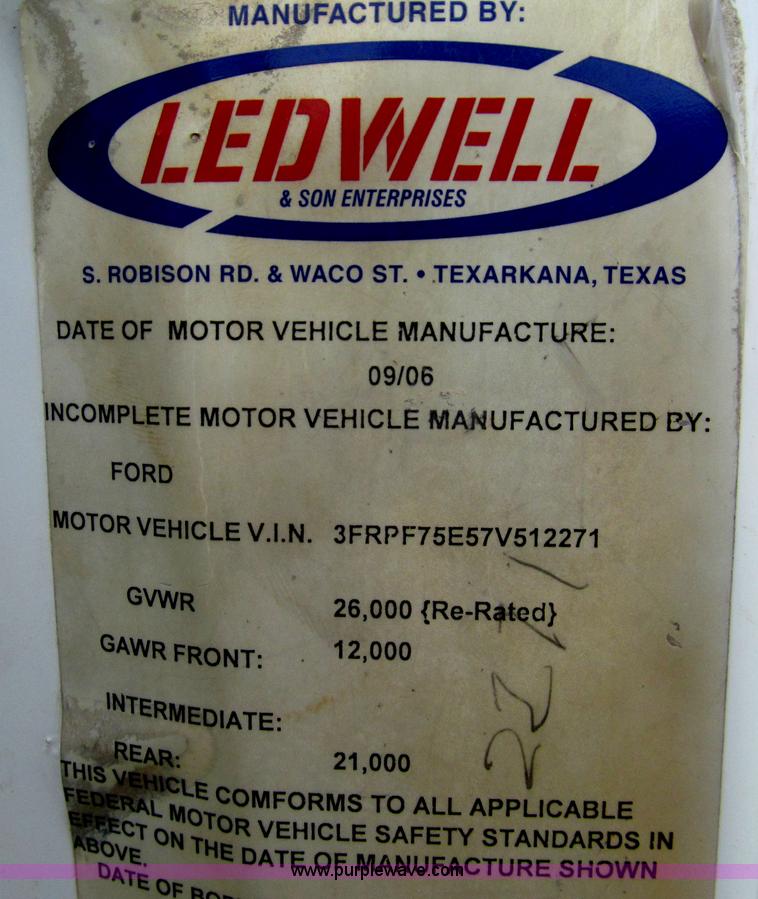 image for item H8884 2007 Ford F750 Super Duty XL dump truck