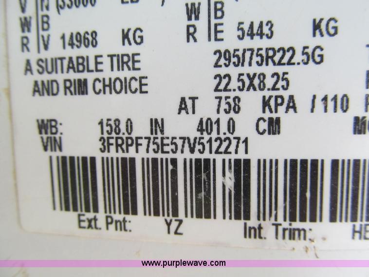 image for item H8884 2007 Ford F750 Super Duty XL dump truck