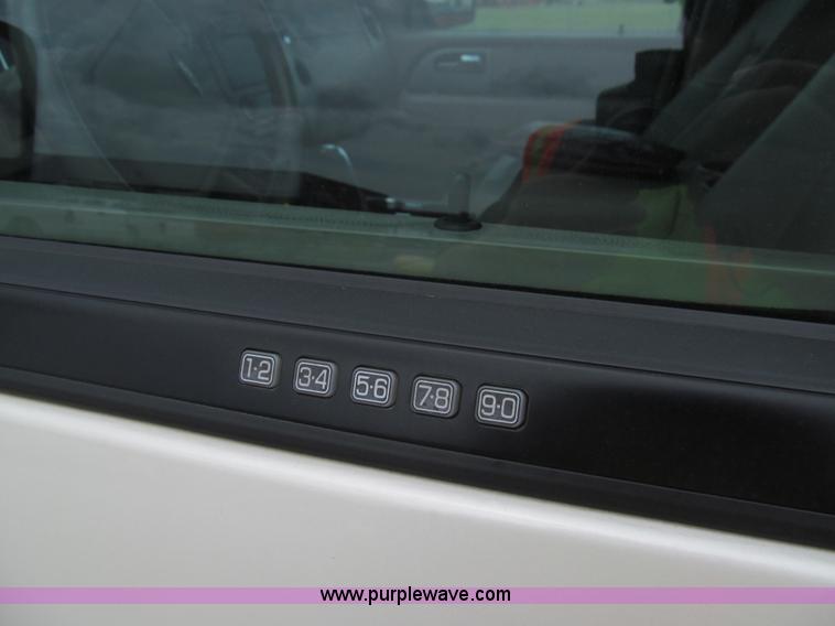 image for item H8885 2007 Ford Expedition Limited SUV