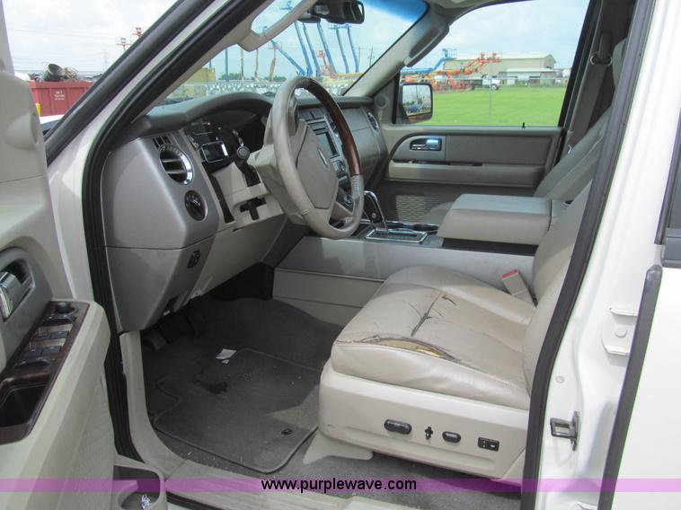 image for item H8885 2007 Ford Expedition Limited SUV