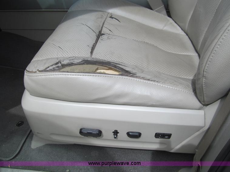 image for item H8885 2007 Ford Expedition Limited SUV