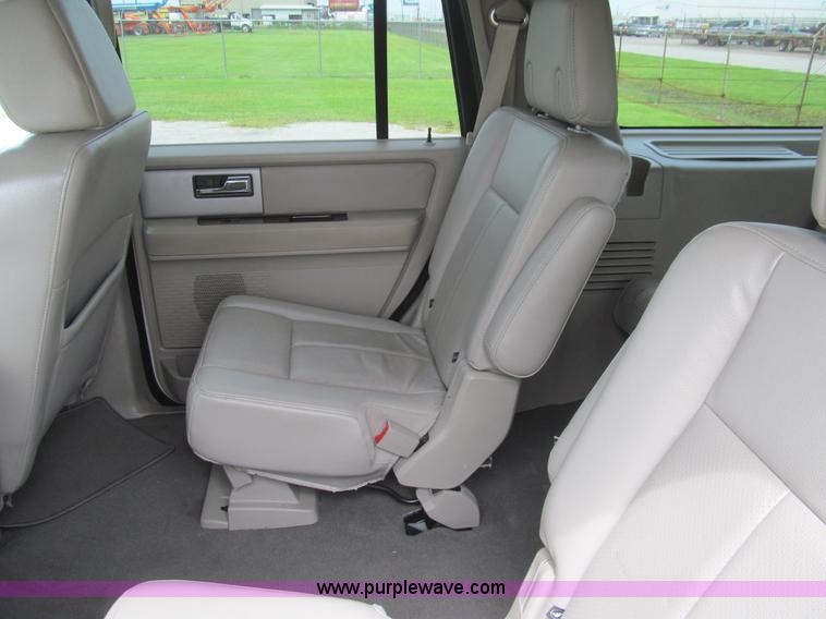 image for item H8885 2007 Ford Expedition Limited SUV