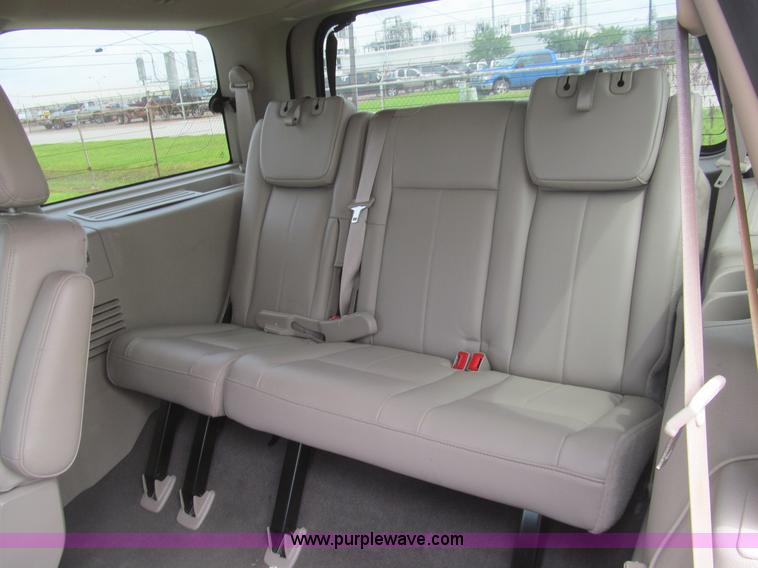 image for item H8885 2007 Ford Expedition Limited SUV