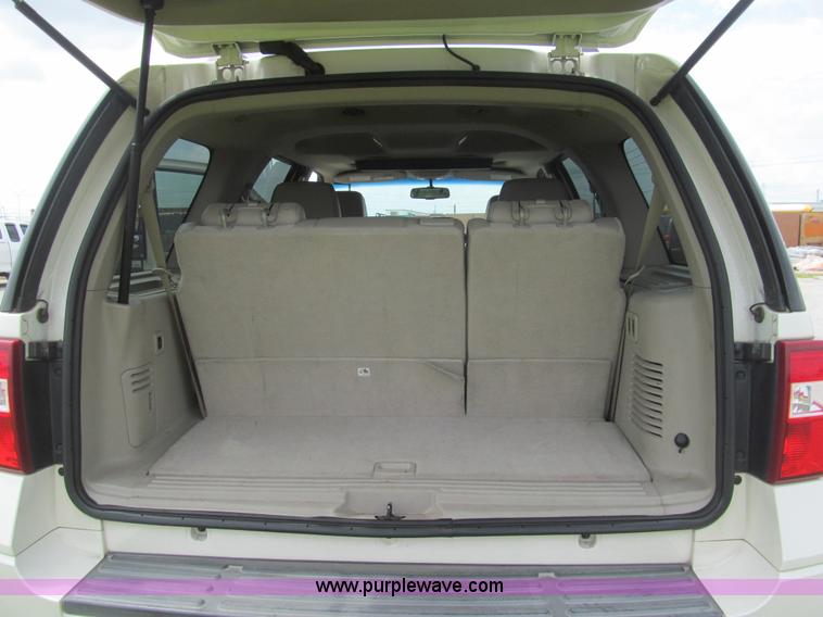 image for item H8885 2007 Ford Expedition Limited SUV